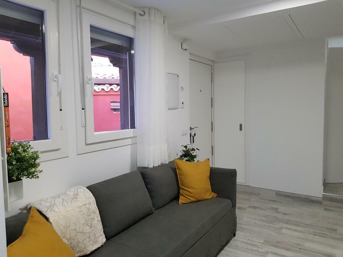 Apartamentos Suenos De Toledo Luaran gambar
